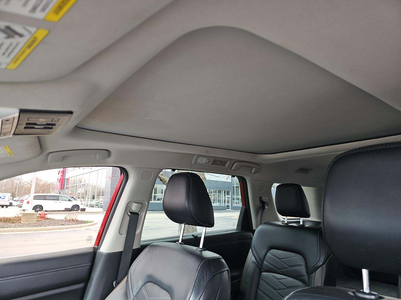 2023 Nissan Pathfinder Platinum AWD
