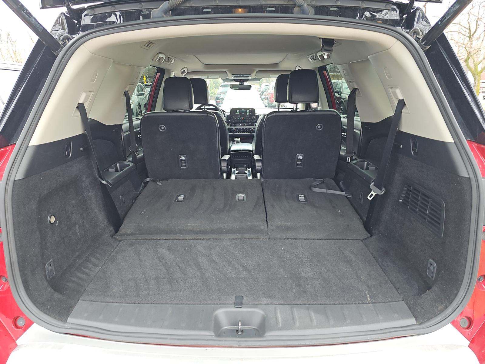 2023 Nissan Pathfinder Platinum AWD