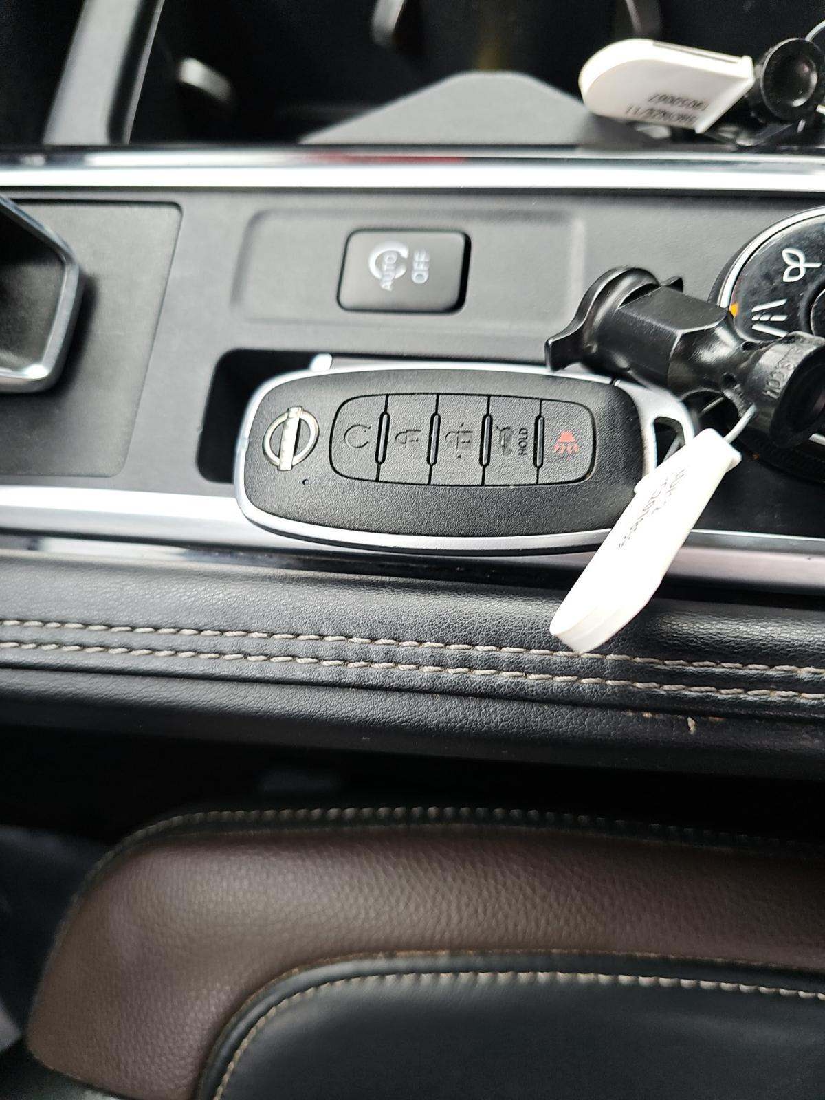 2023 Nissan Pathfinder Platinum AWD