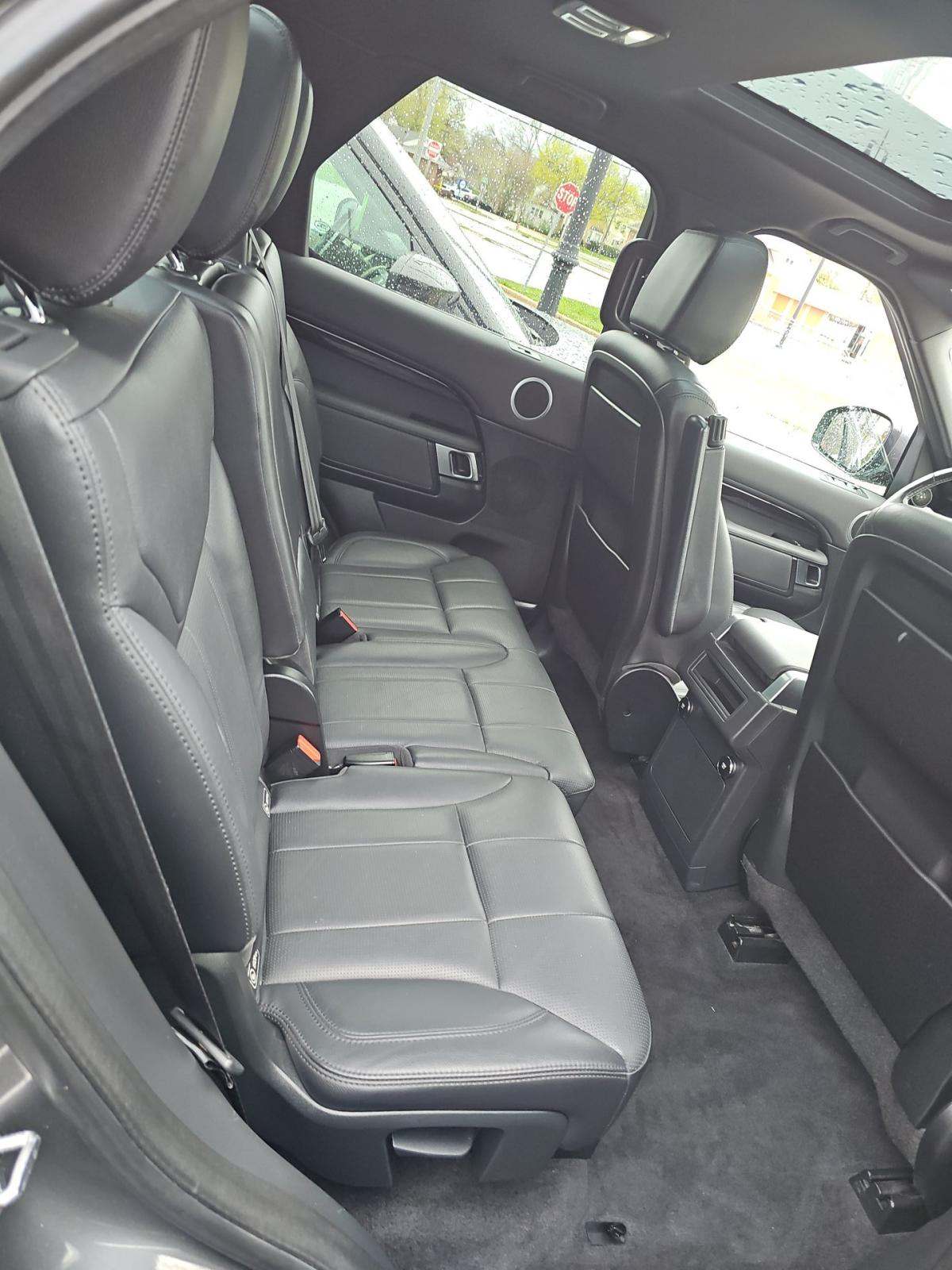 2019 Land Rover Discovery SE AWD