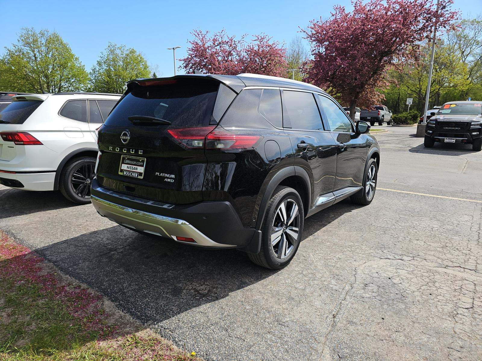 2023 Nissan Rogue Platinum AWD