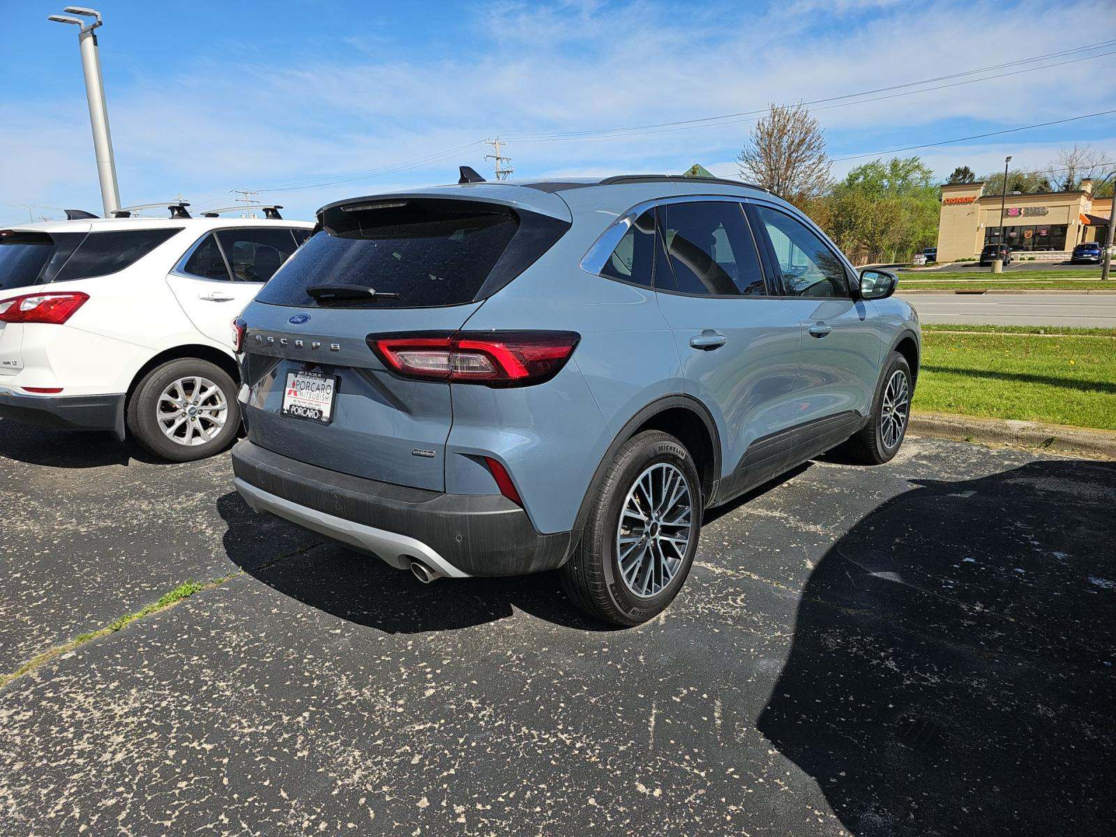 FORD ESCAPE - 3