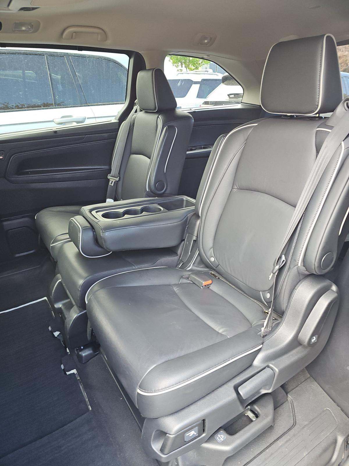 2025 Honda Odyssey Touring FWD