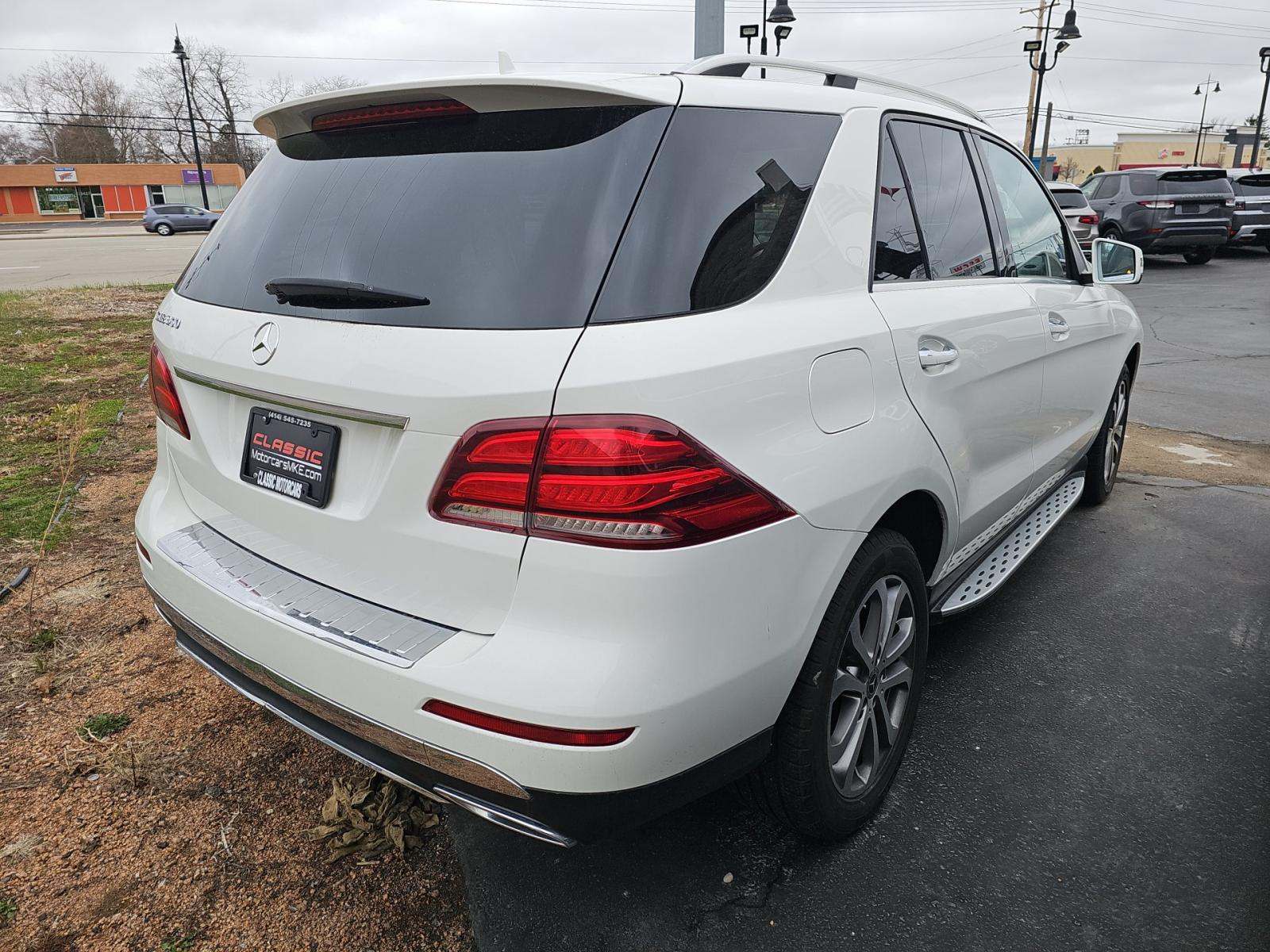 MERCEDES-BENZ GLE-CLASS - 3