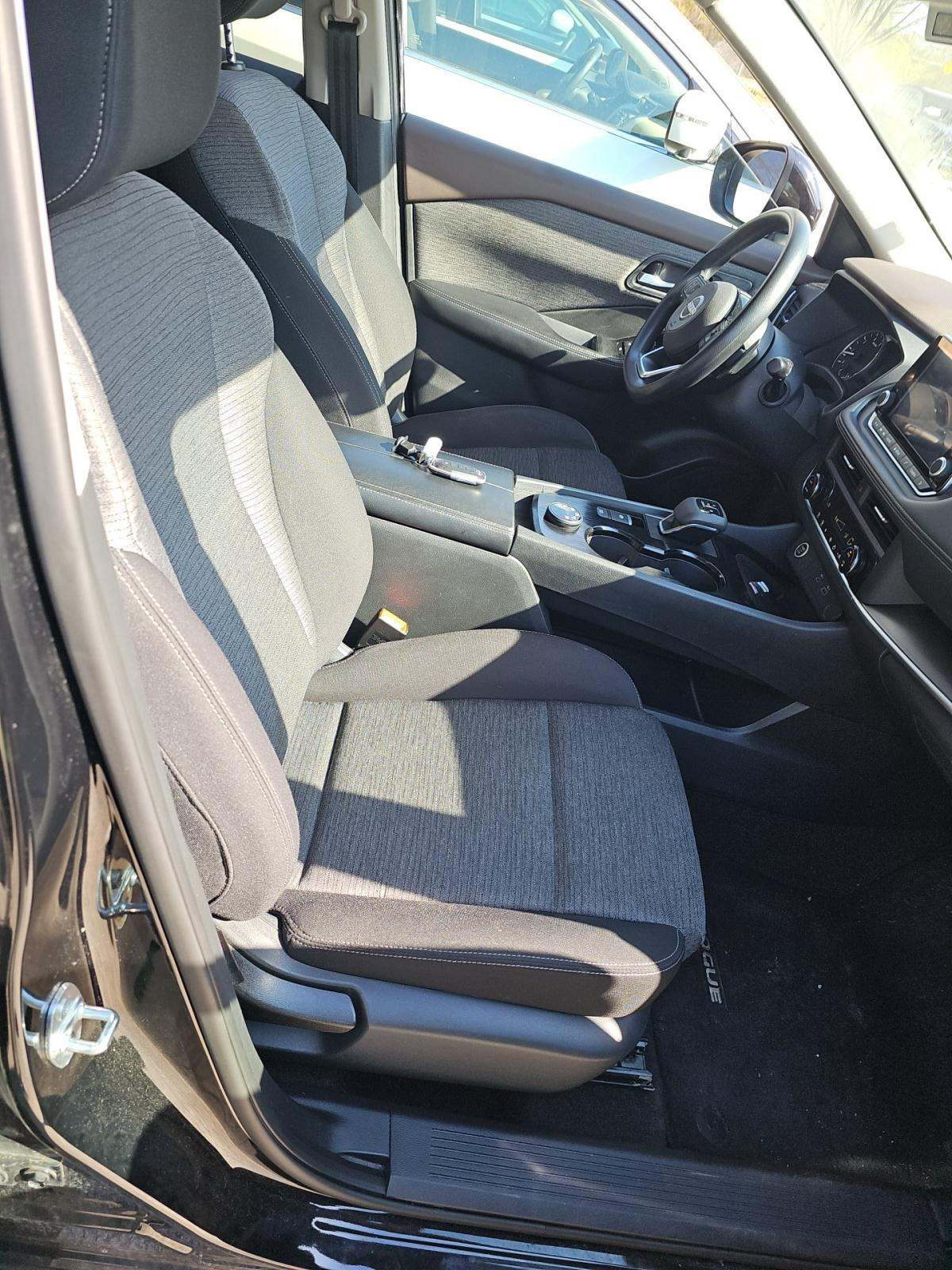 2023 Nissan Rogue SV AWD