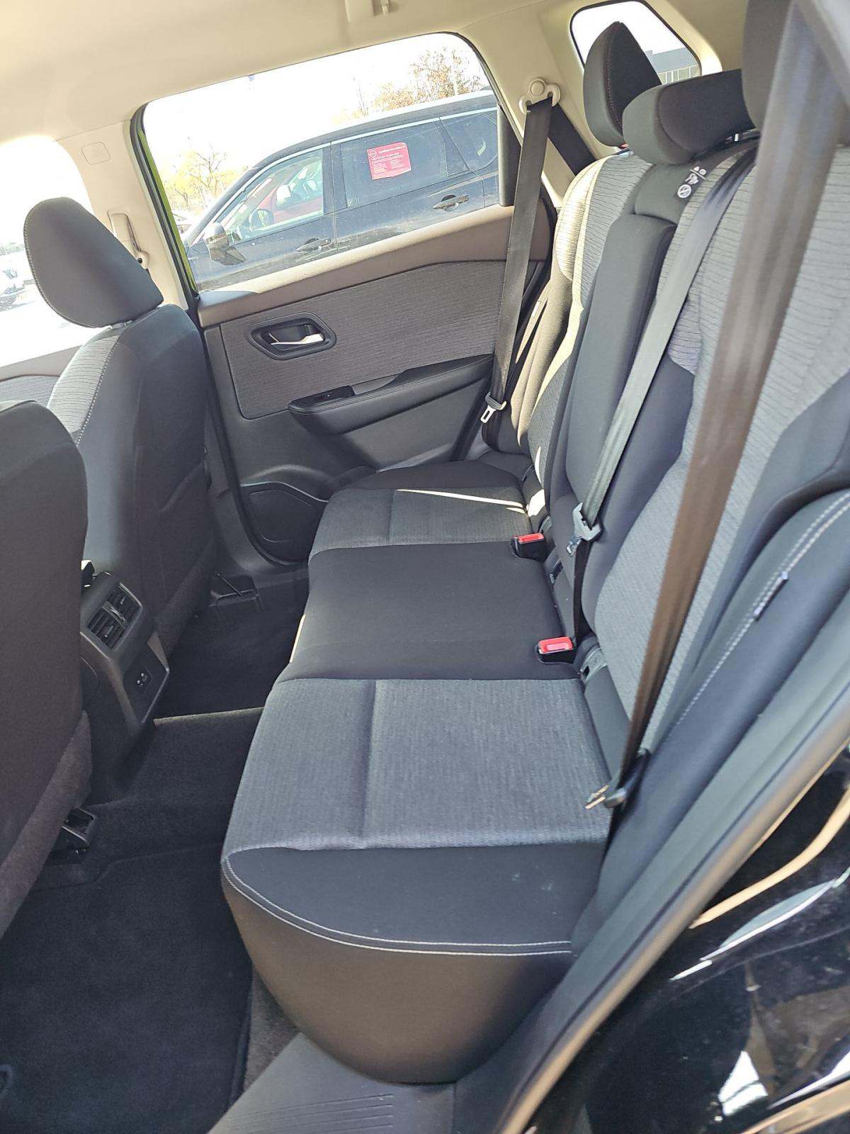 2023 Nissan Rogue SV AWD