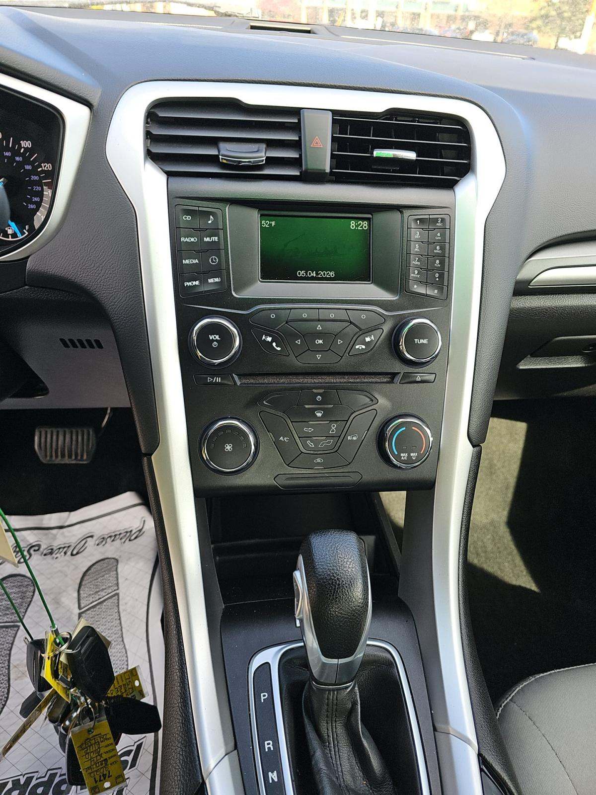 FORD FUSION - 10