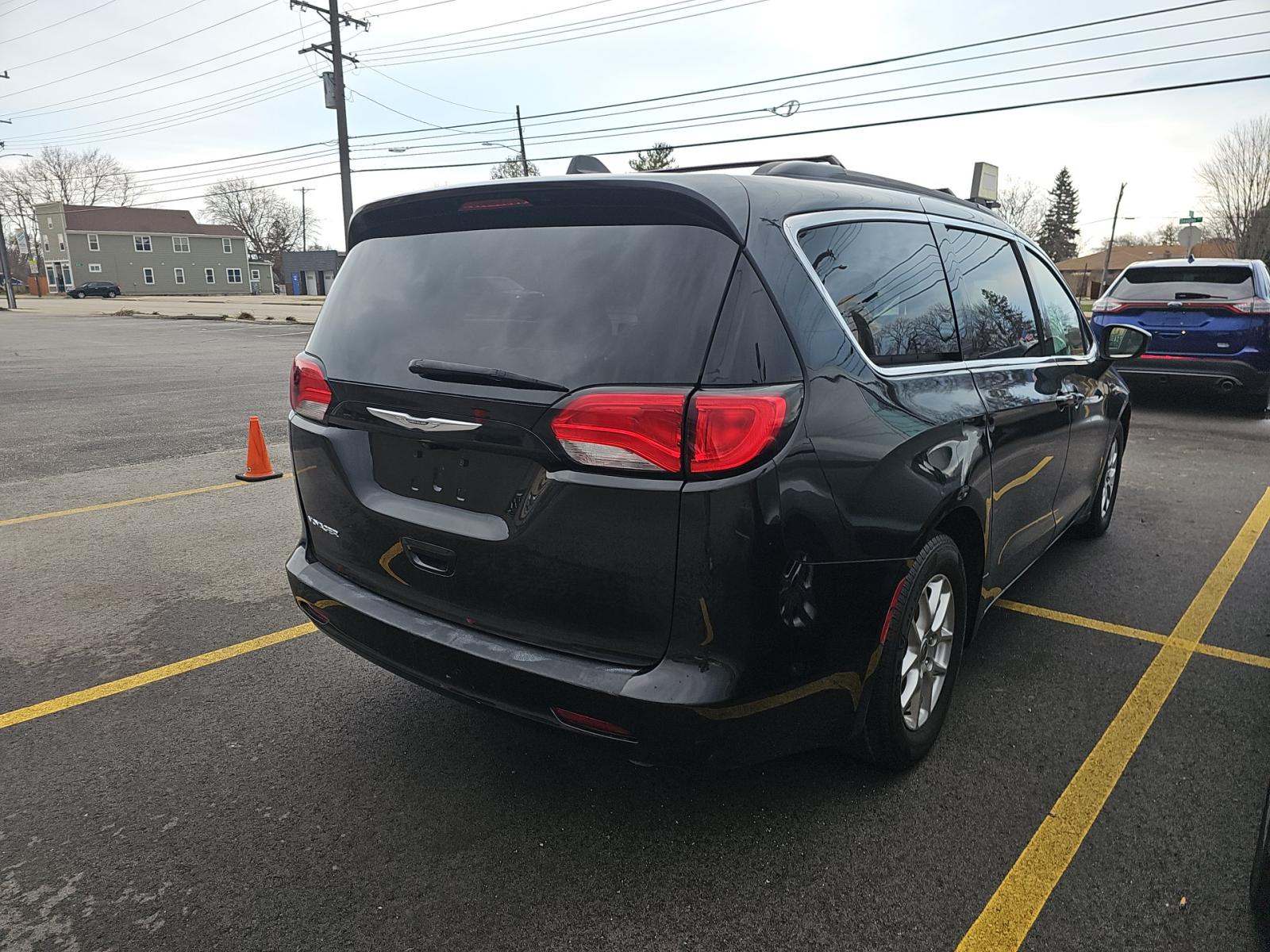 CHRYSLER VOYAGER - 3