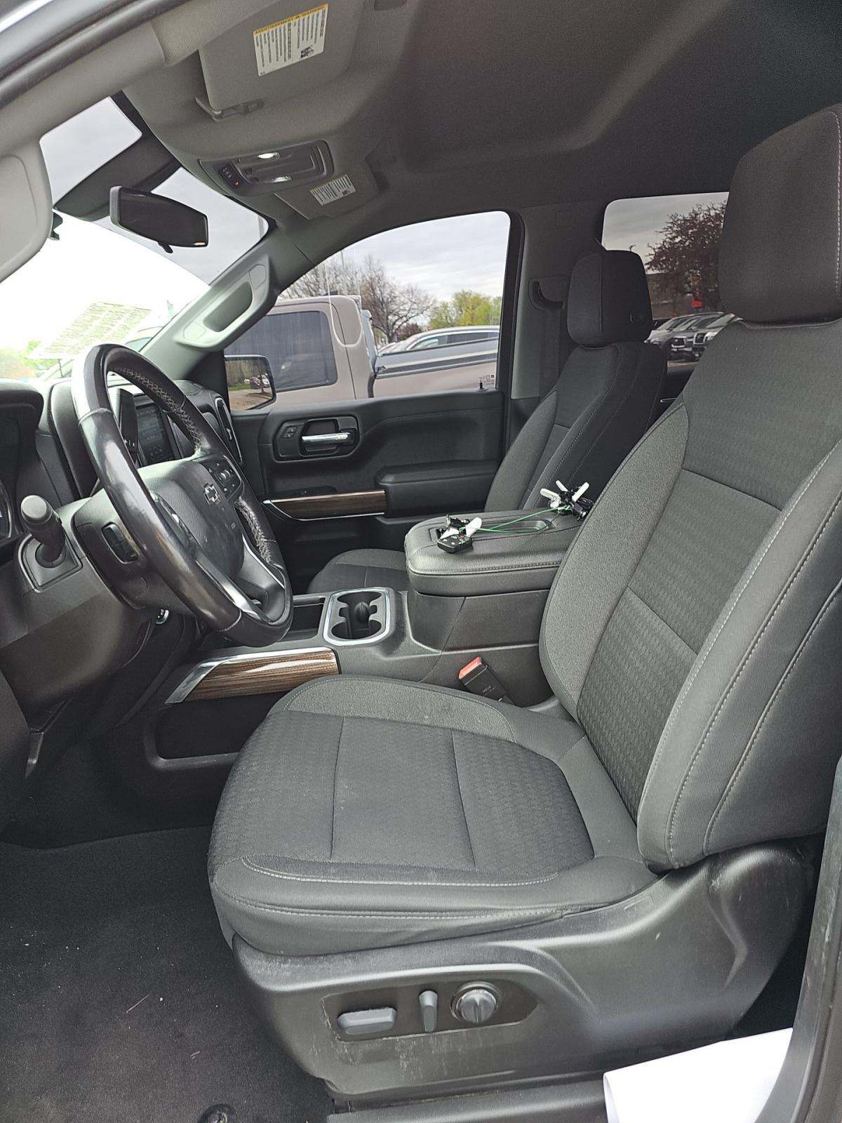 CHEVROLET SILVERADO - 6