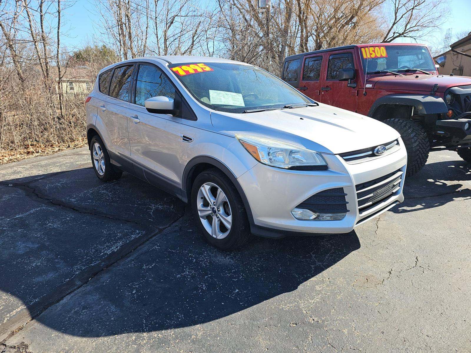 FORD ESCAPE - 4