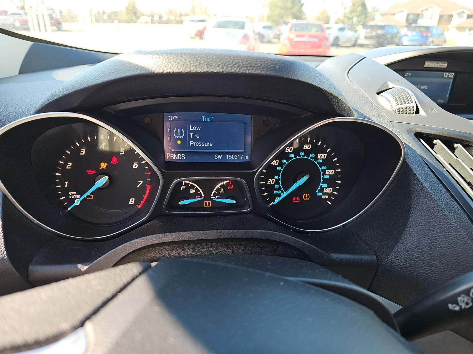 FORD ESCAPE - 9
