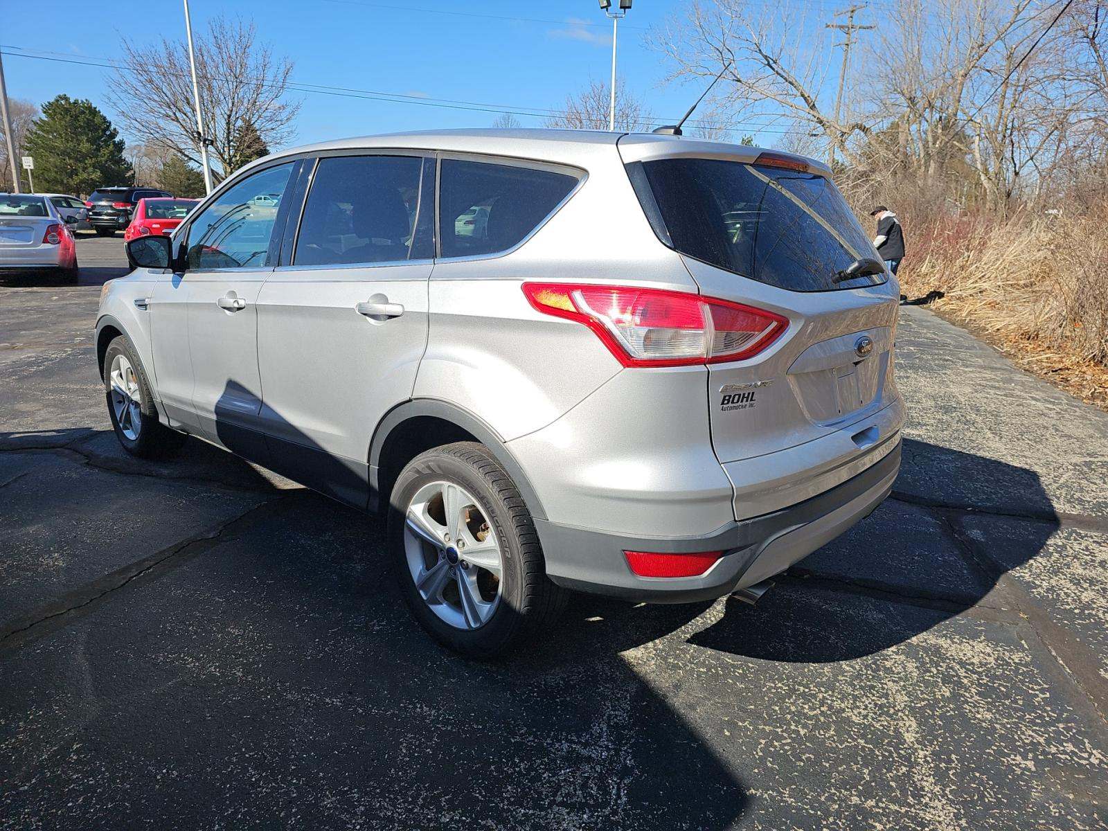 FORD ESCAPE - 2
