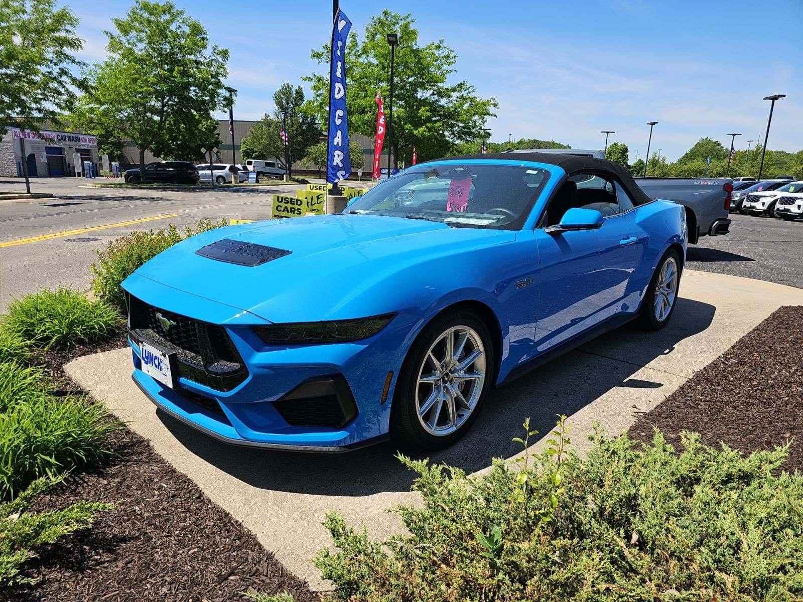 FORD MUSTANG - 1