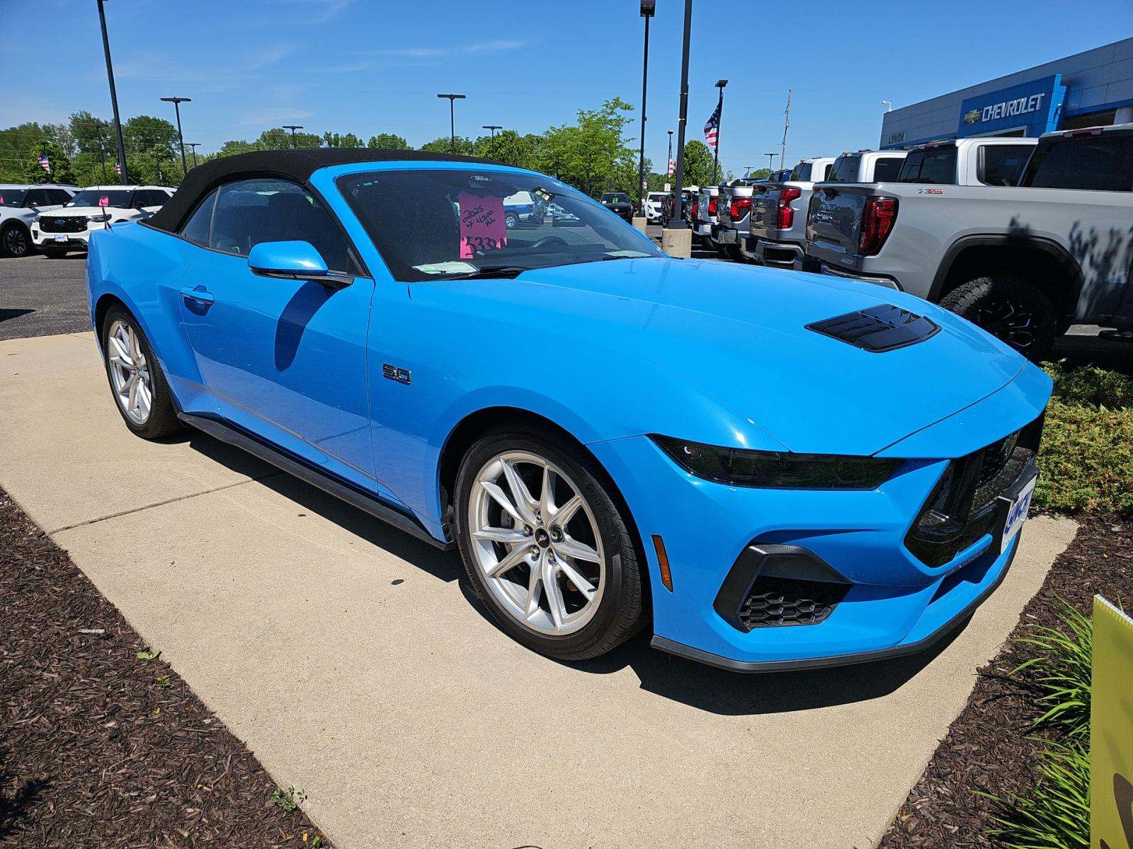FORD MUSTANG - 4
