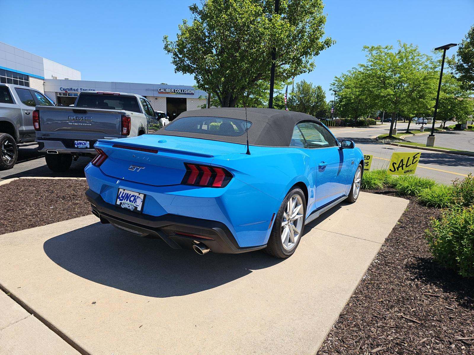 FORD MUSTANG - 3