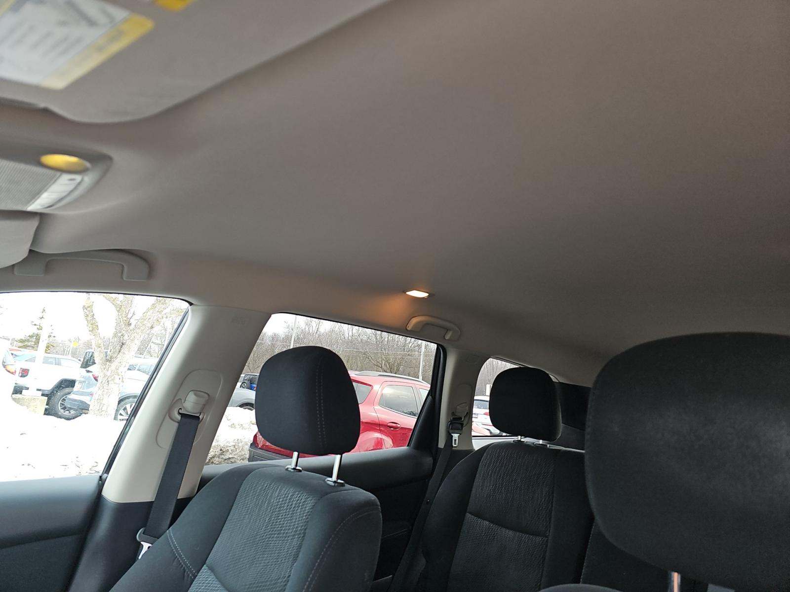 2015 Nissan Pathfinder SV AWD