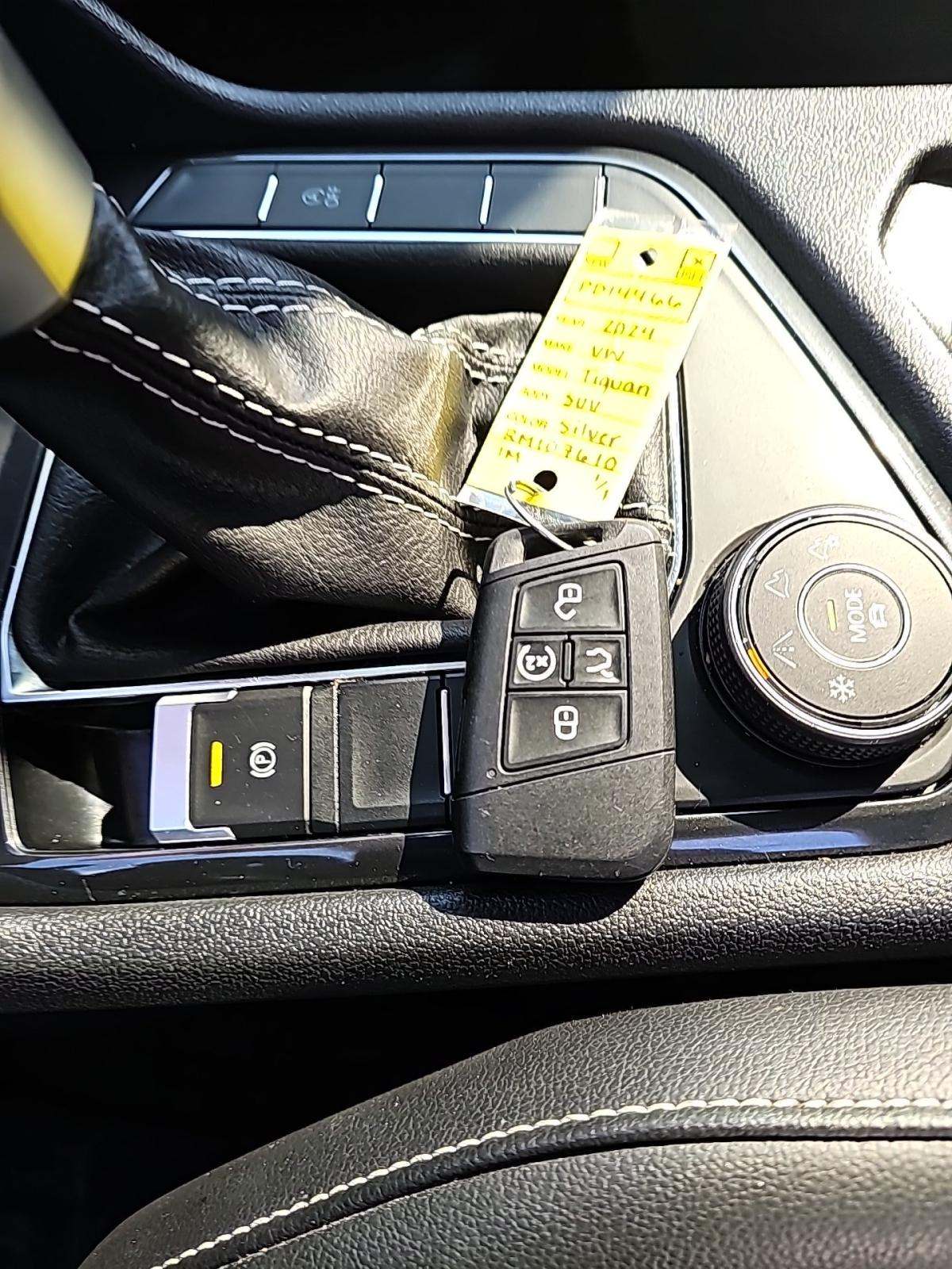 2024 Volkswagen Tiguan 2.0T SE AWD