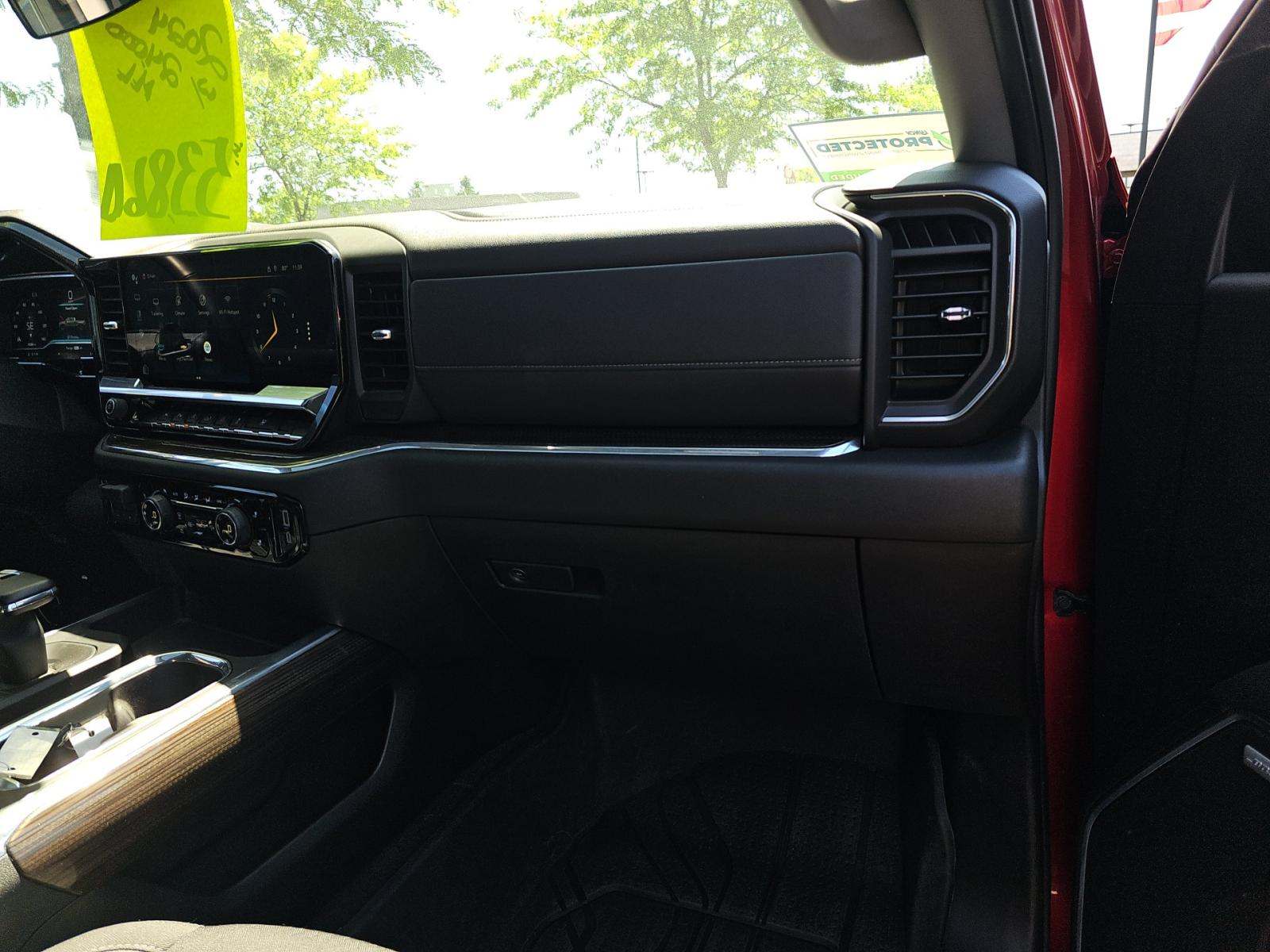 2024 Chevrolet Silverado 1500 RST AWD