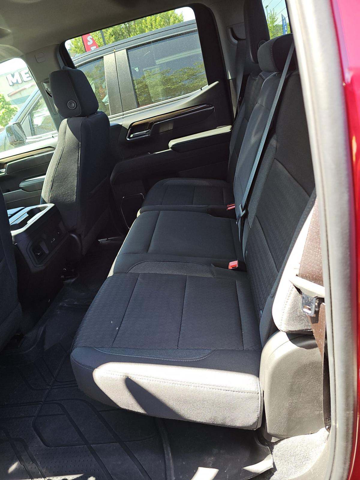 2024 Chevrolet Silverado 1500 RST AWD