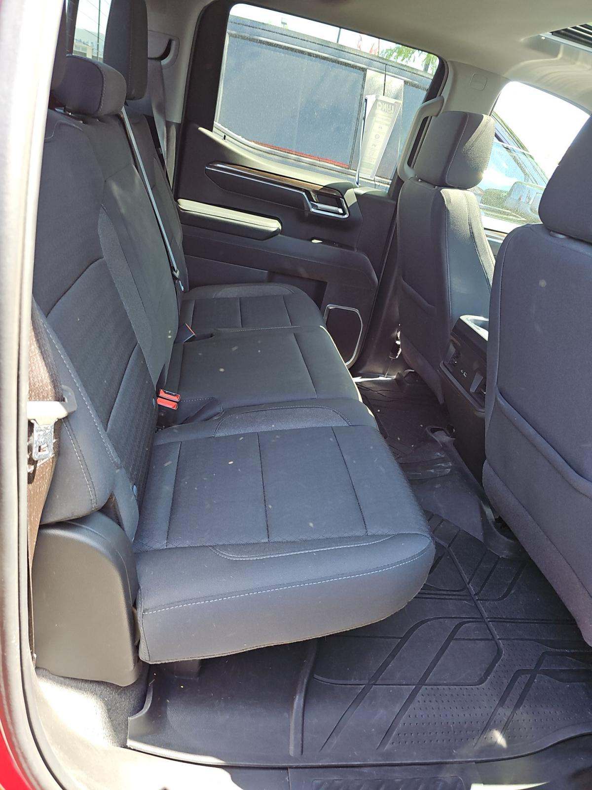 2024 Chevrolet Silverado 1500 RST AWD