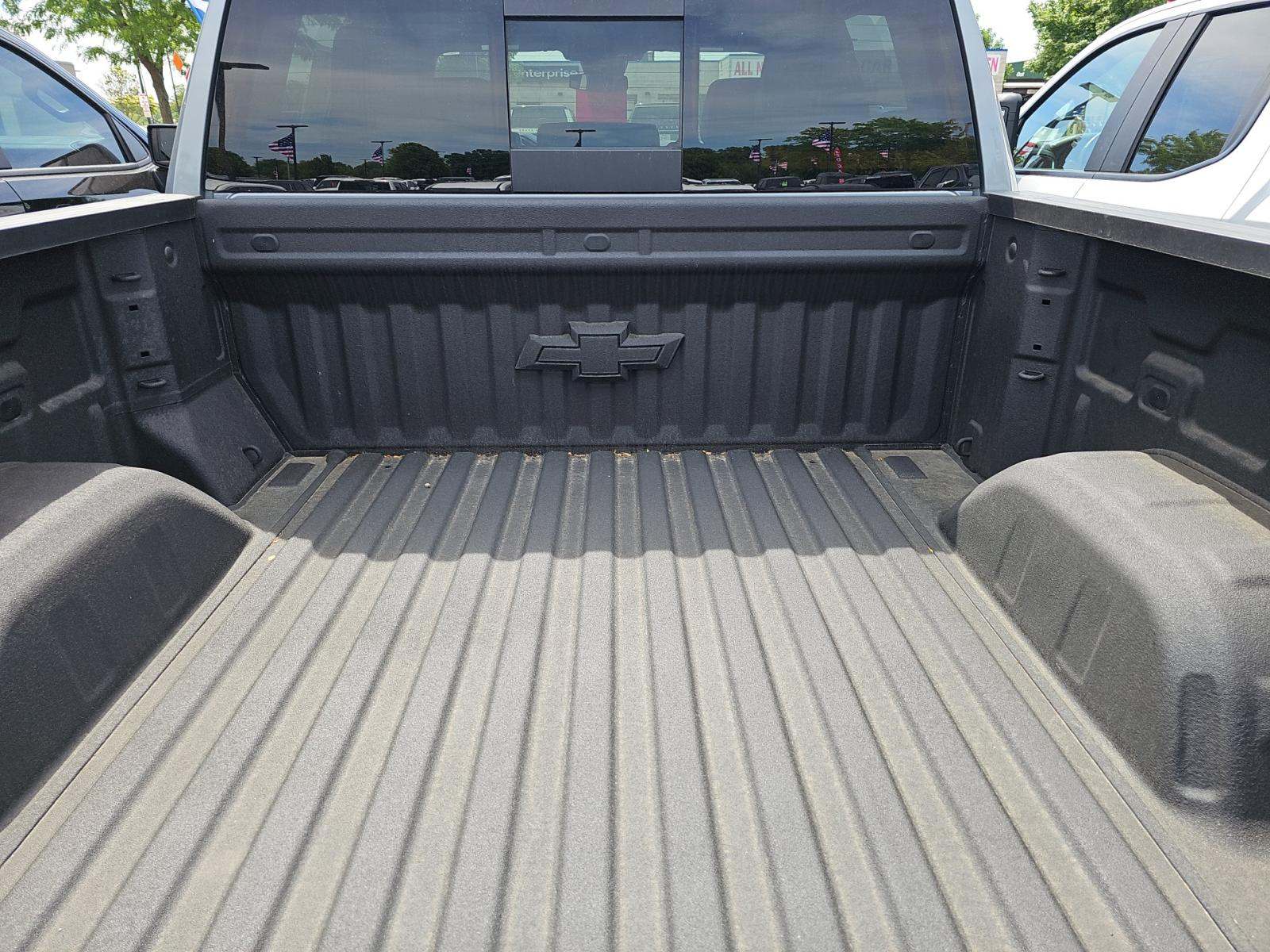 2025 Chevrolet Silverado 1500 RST AWD