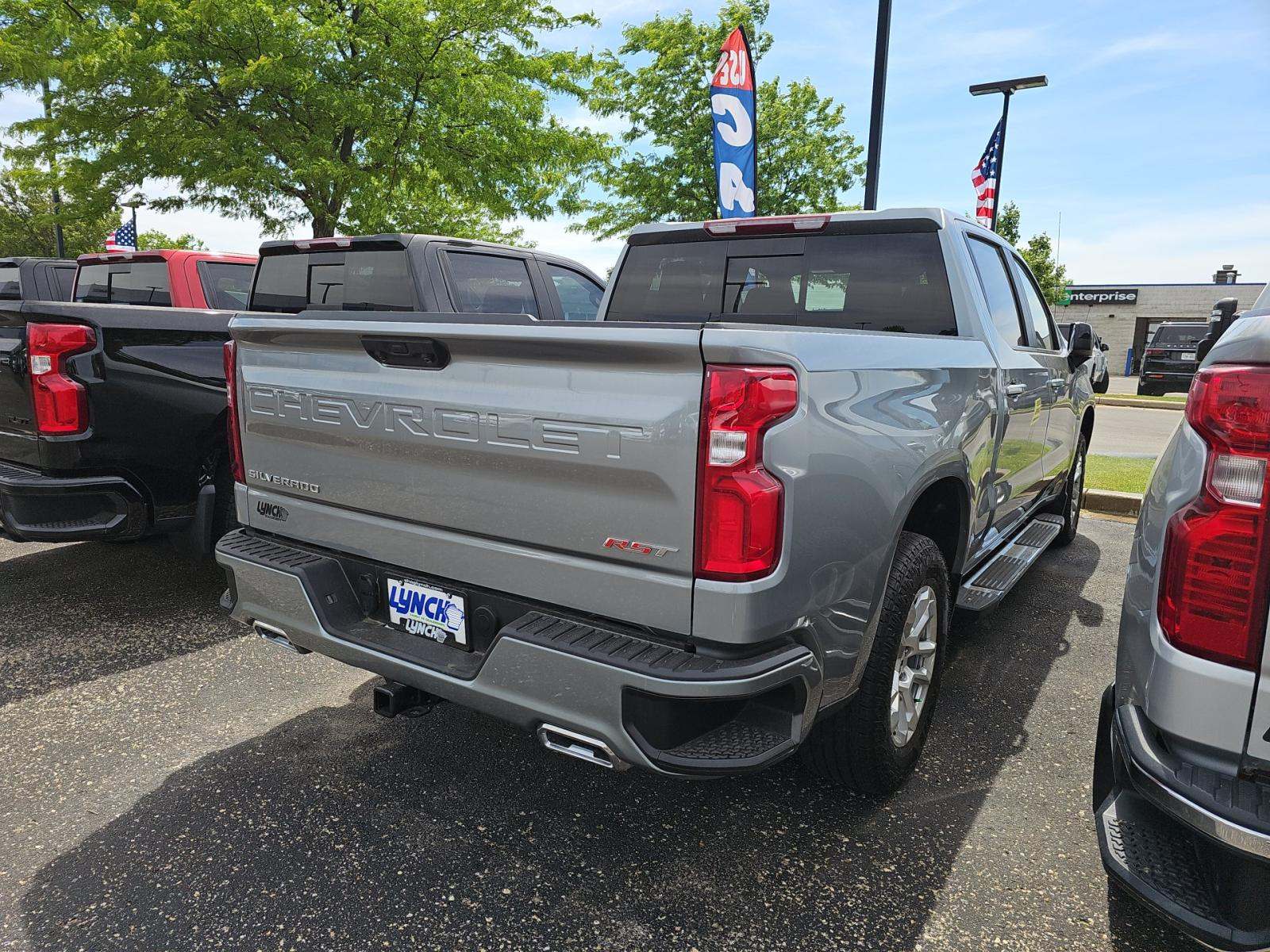 2025 Chevrolet Silverado 1500 RST AWD