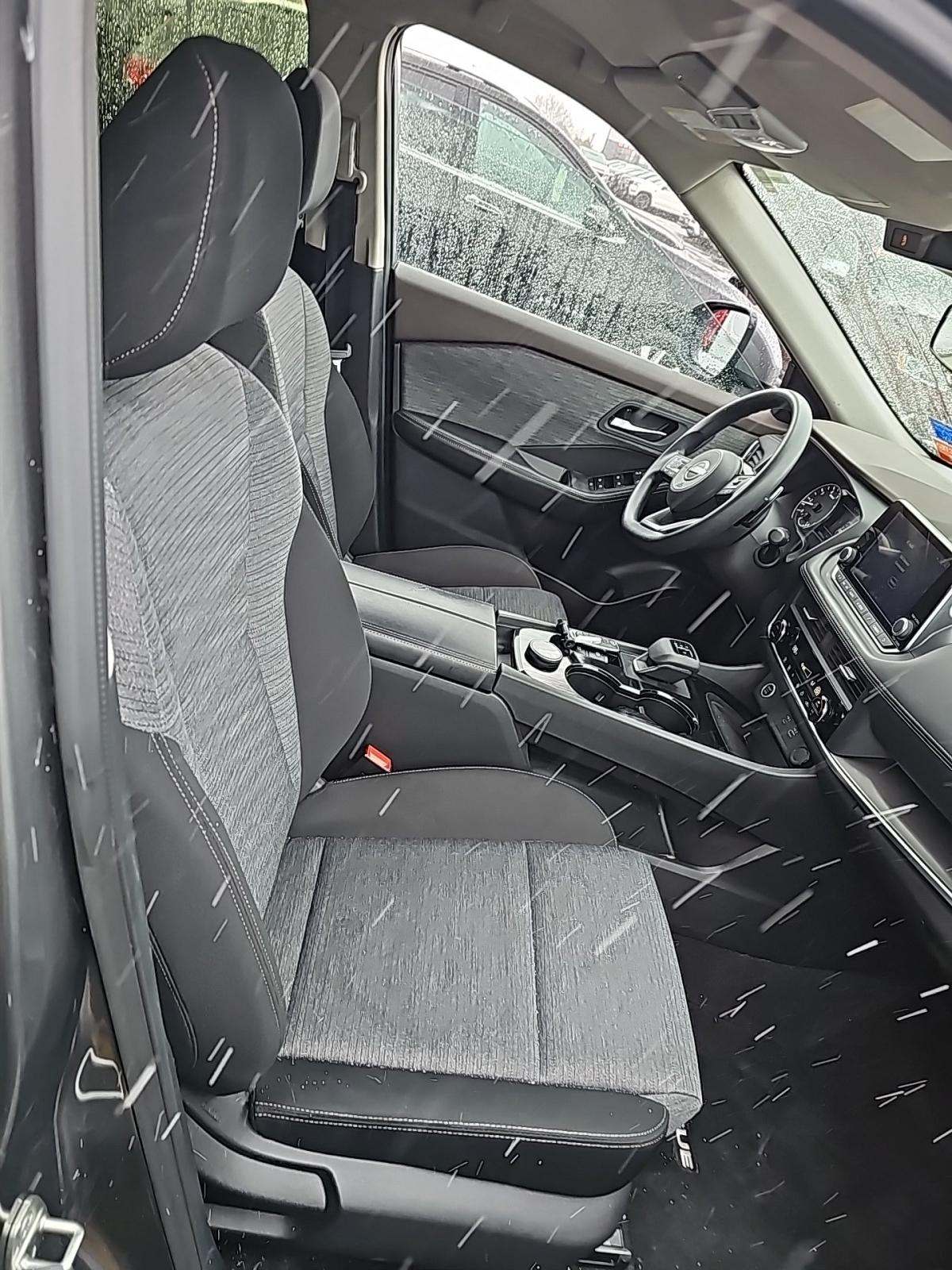 2023 Nissan Rogue SV AWD