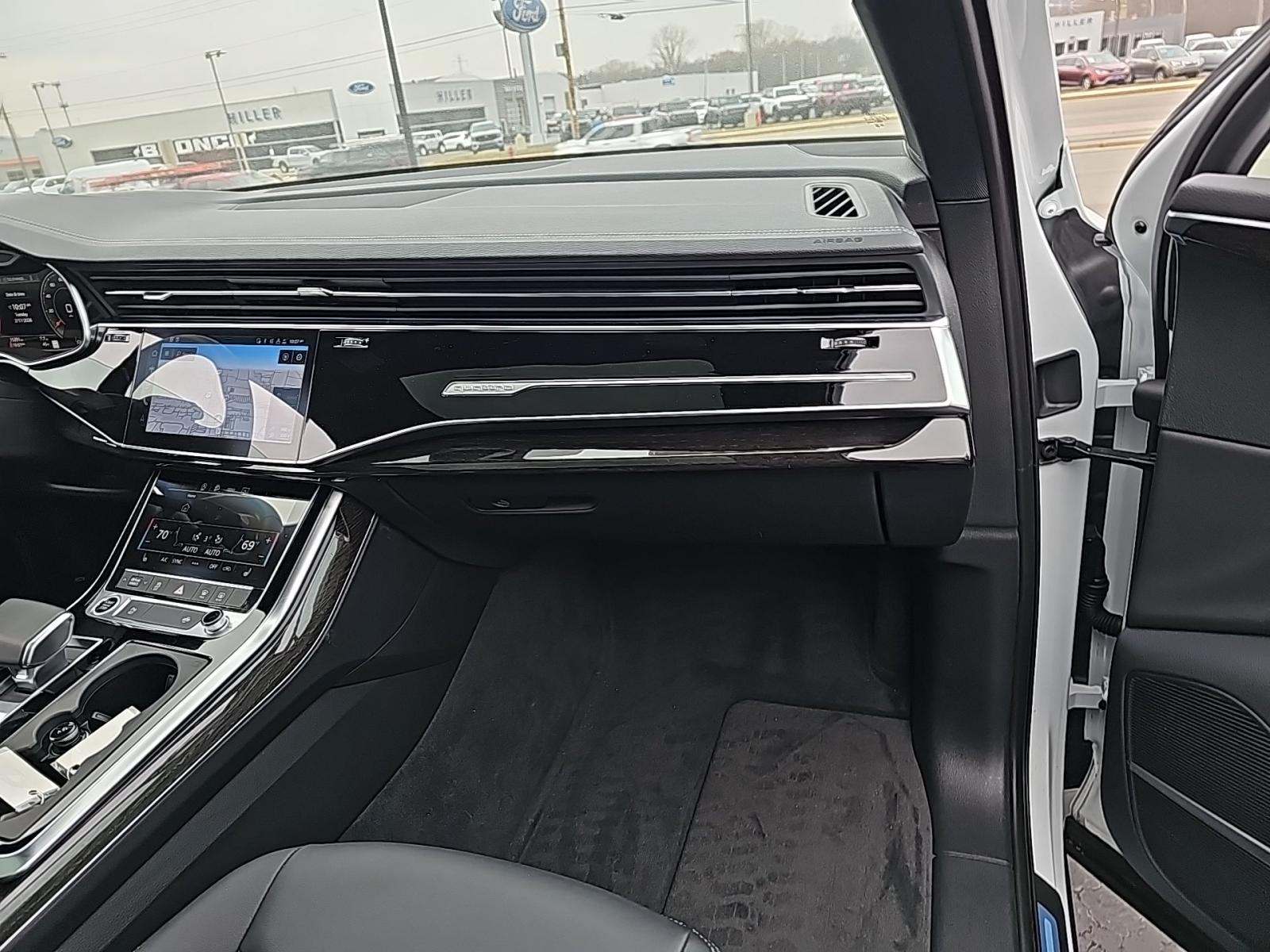 2025 Audi Q7 Premium AWD