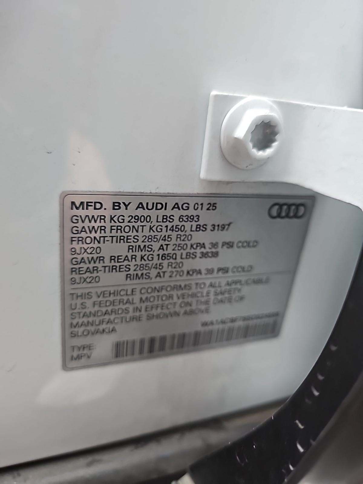 2025 Audi Q7 Premium AWD