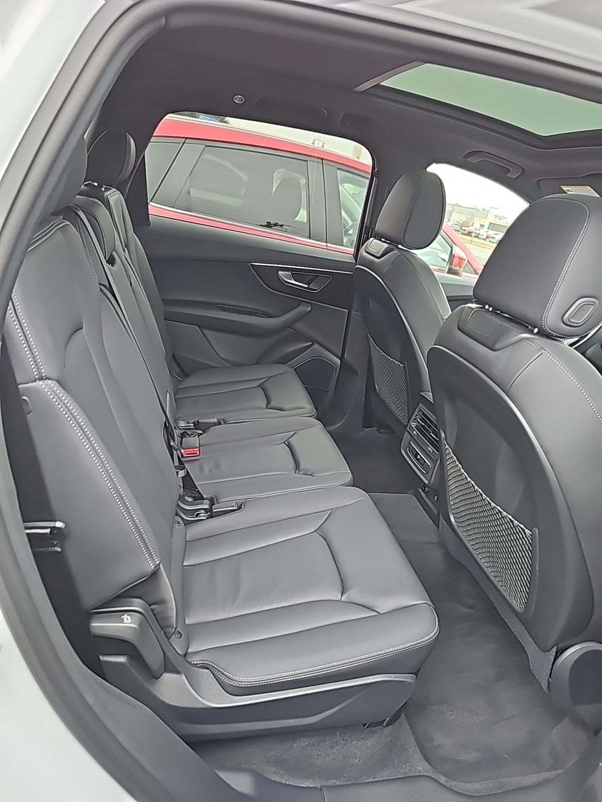 2025 Audi Q7 Premium AWD