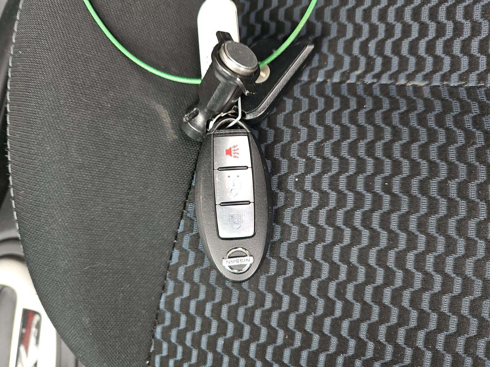 NISSAN VERSA NOTE - 8