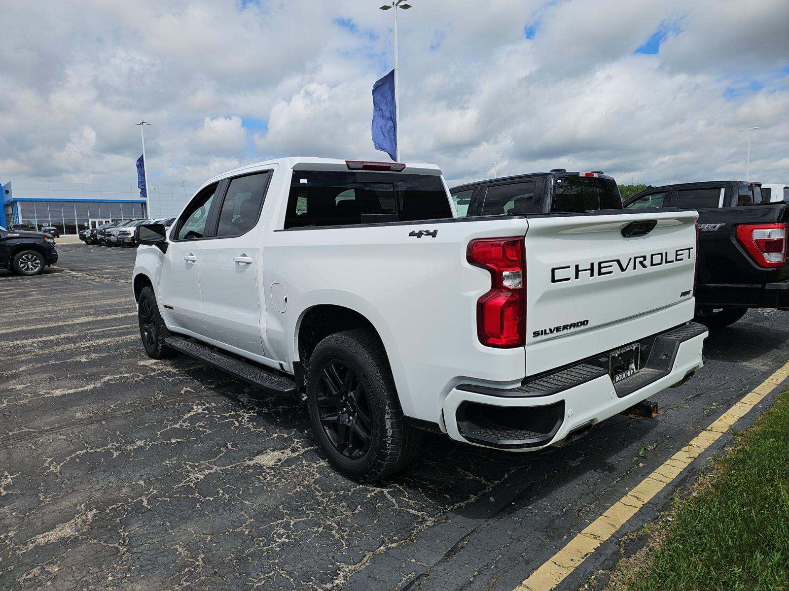 2023 Chevrolet Silverado 1500 RST AWD