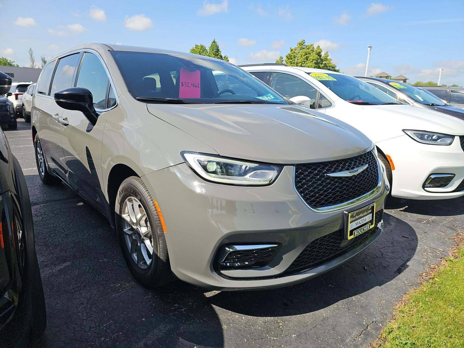 2025 Chrysler Pacifica Select FWD