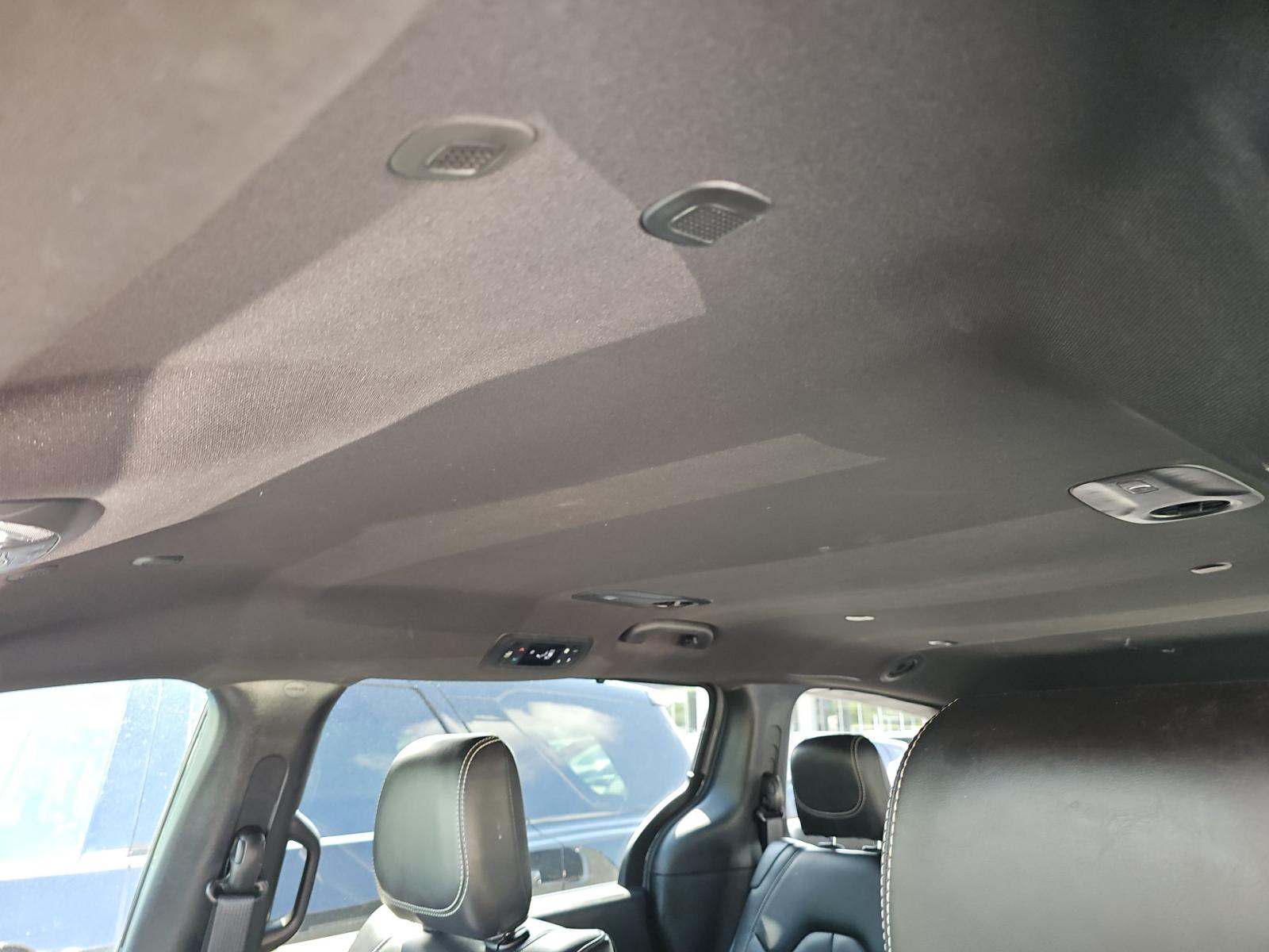 2025 Chrysler Pacifica Select FWD