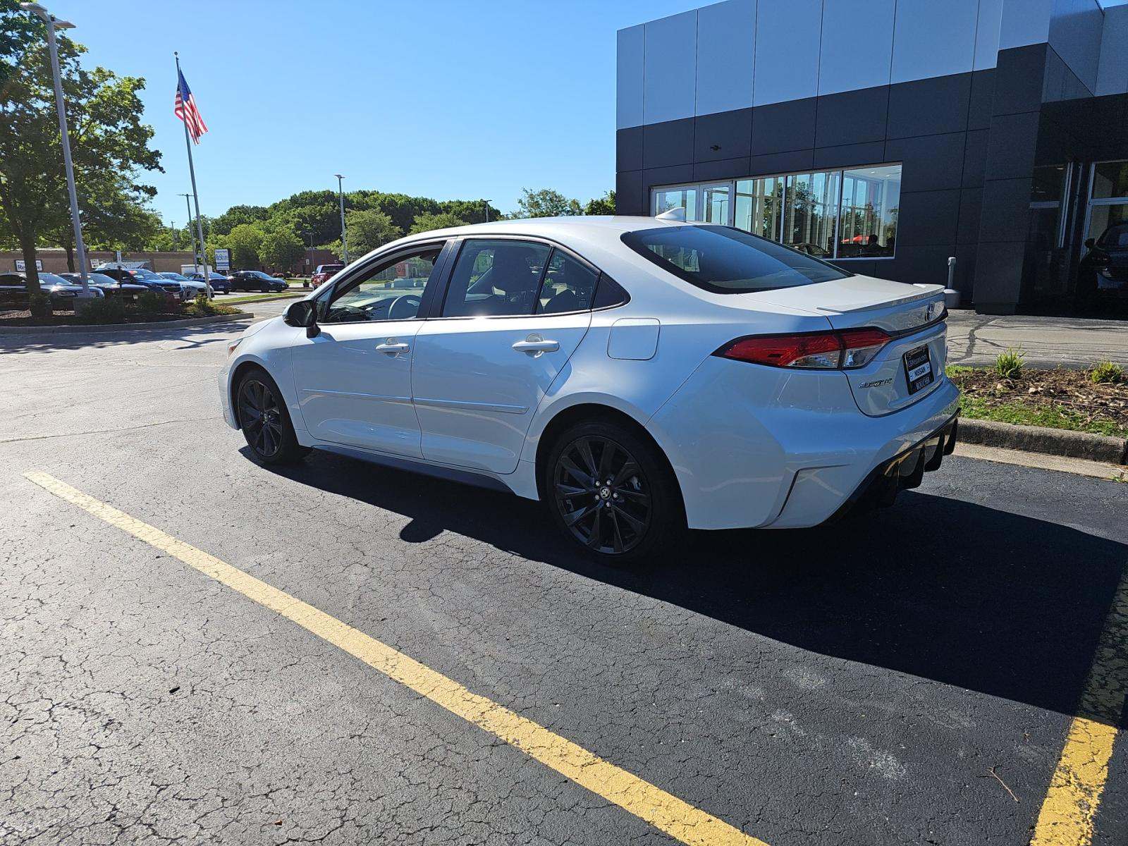 2024 Toyota Corolla Hybrid SE FWD