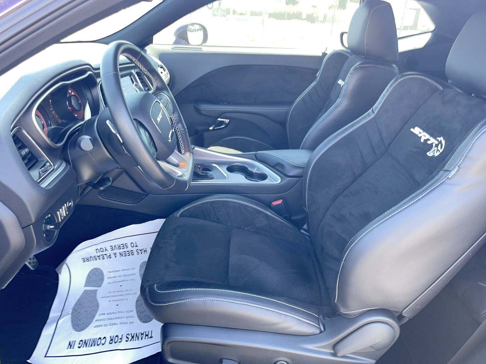 DODGE CHALLENGER - 2