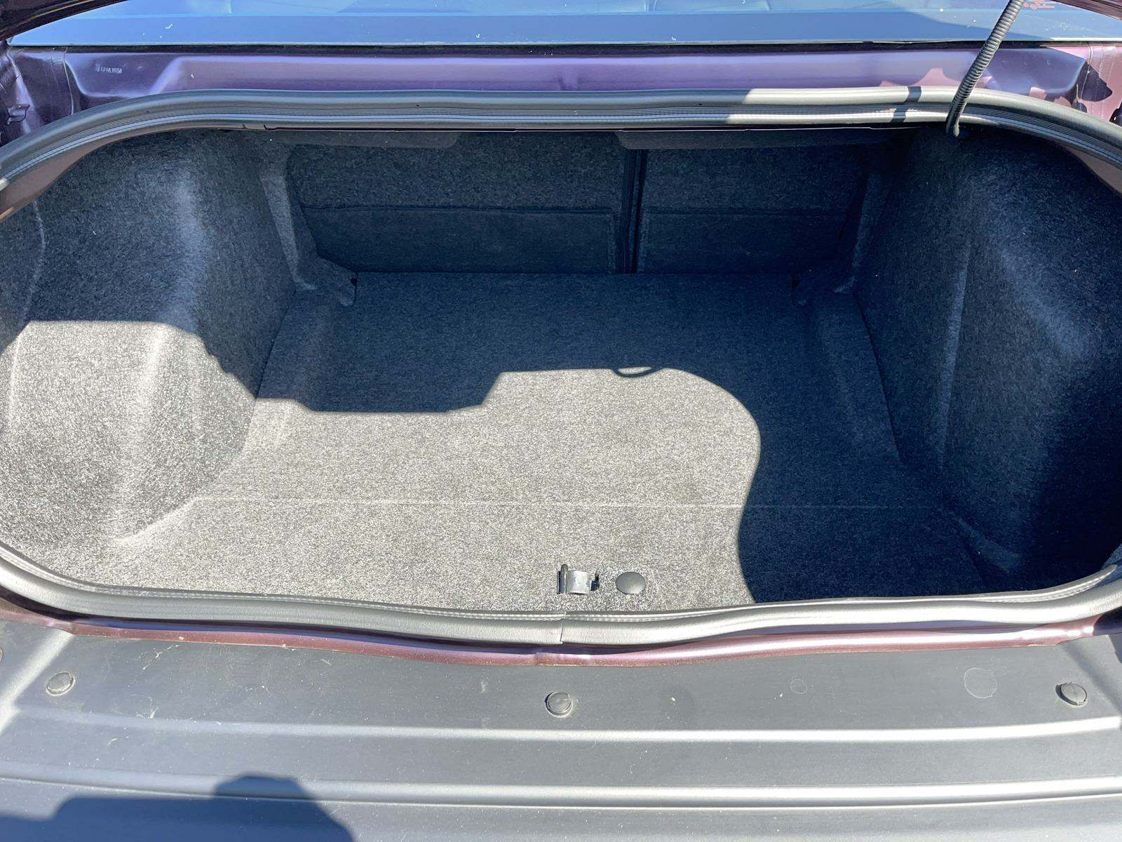 DODGE CHALLENGER - 10