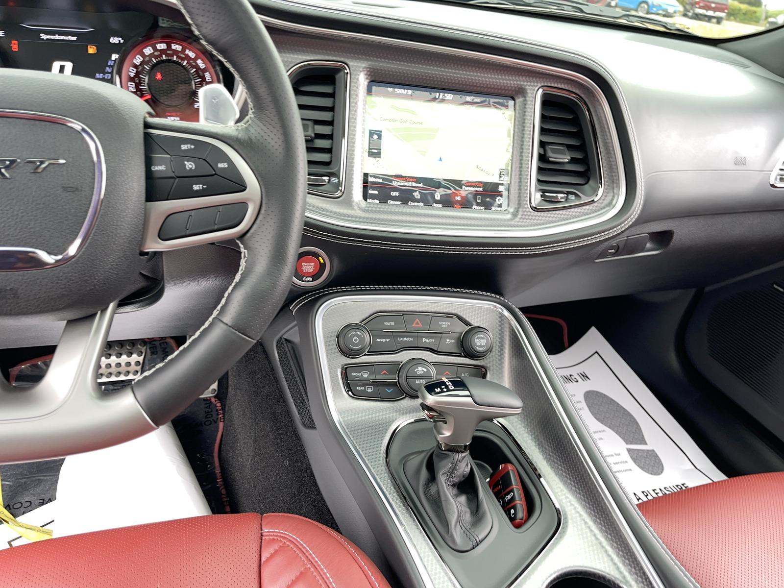 DODGE CHALLENGER - 6