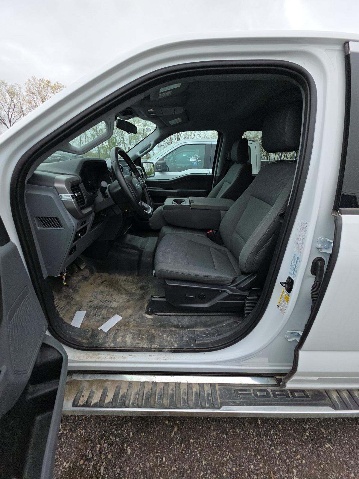 2025 Ford F-150 XLT AWD