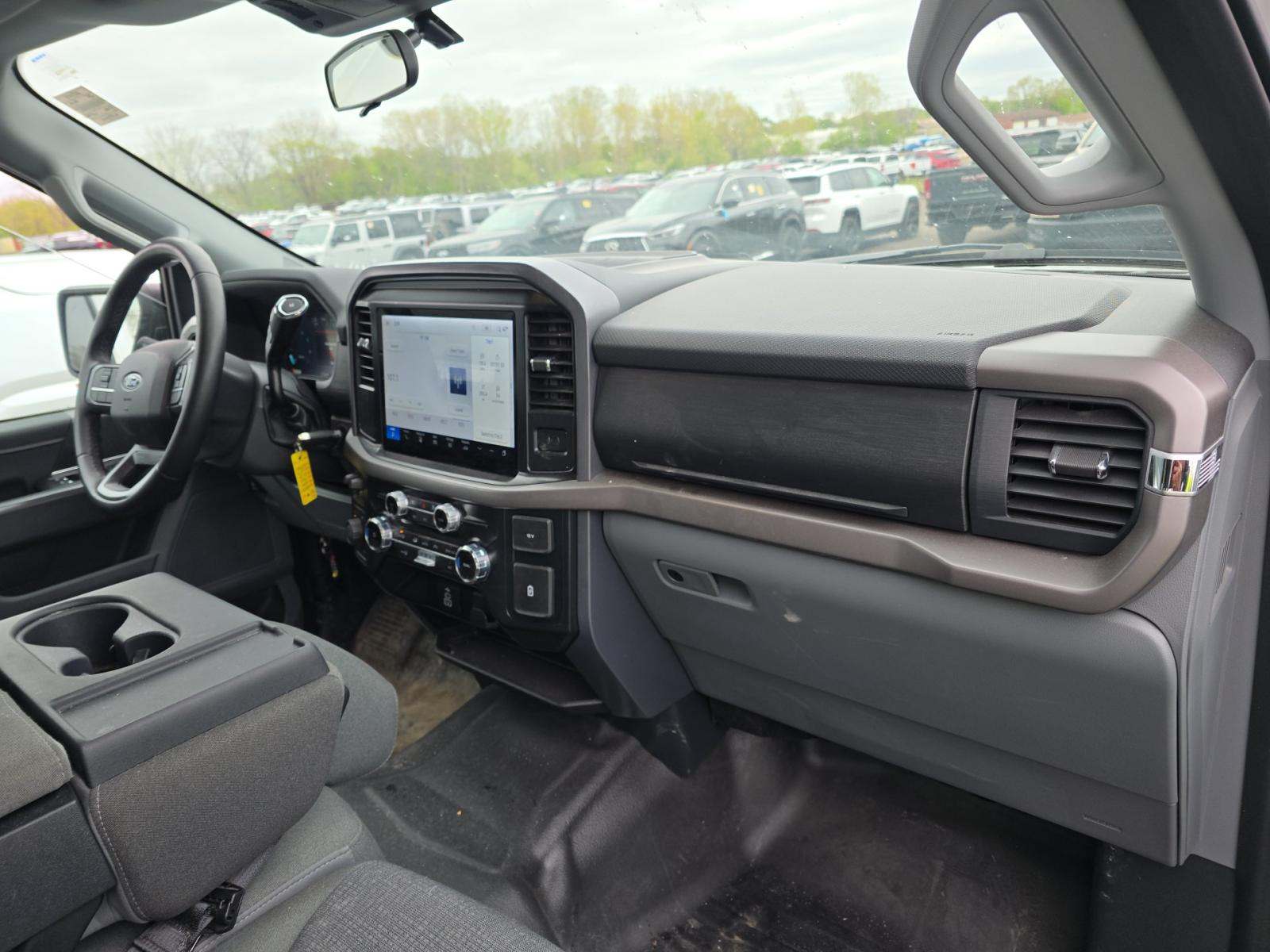 2025 Ford F-150 XLT AWD