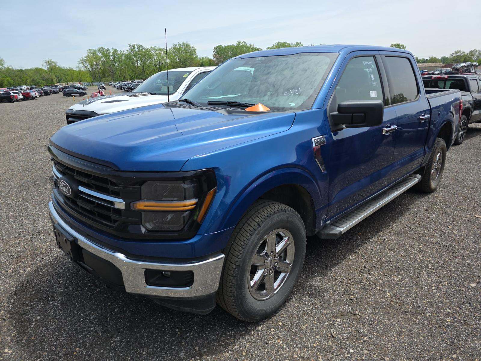 2025 Ford F-150 XLT AWD