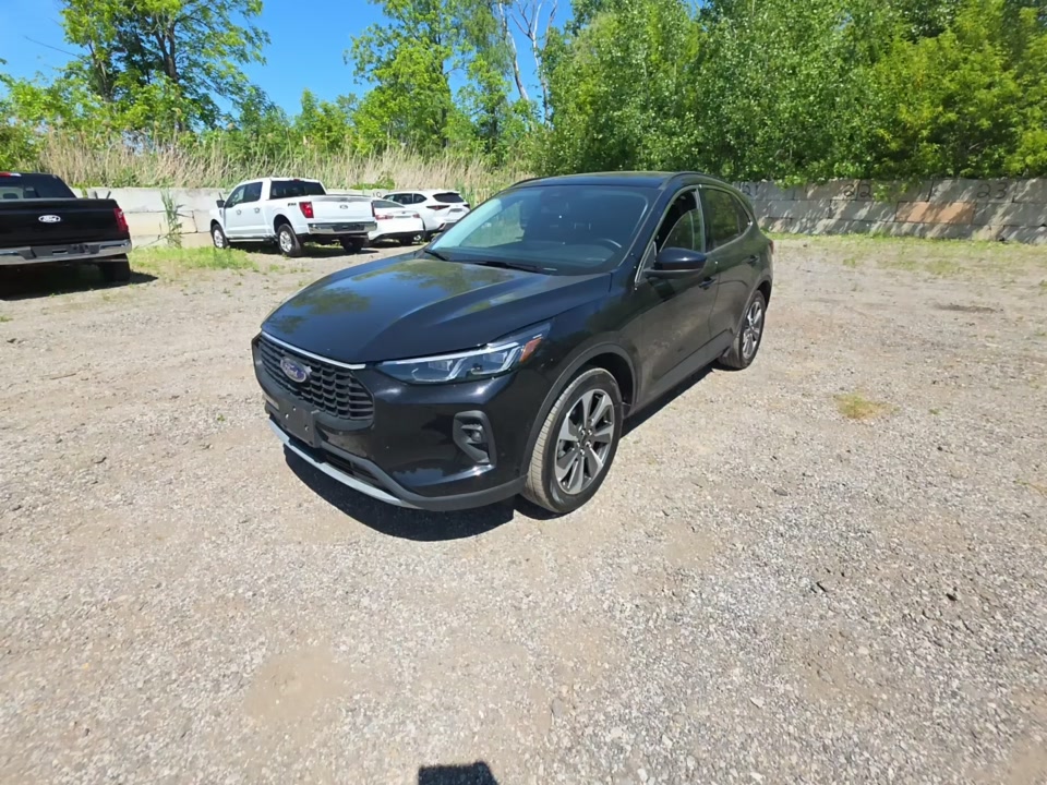2025 Ford Escape Platinum AWD