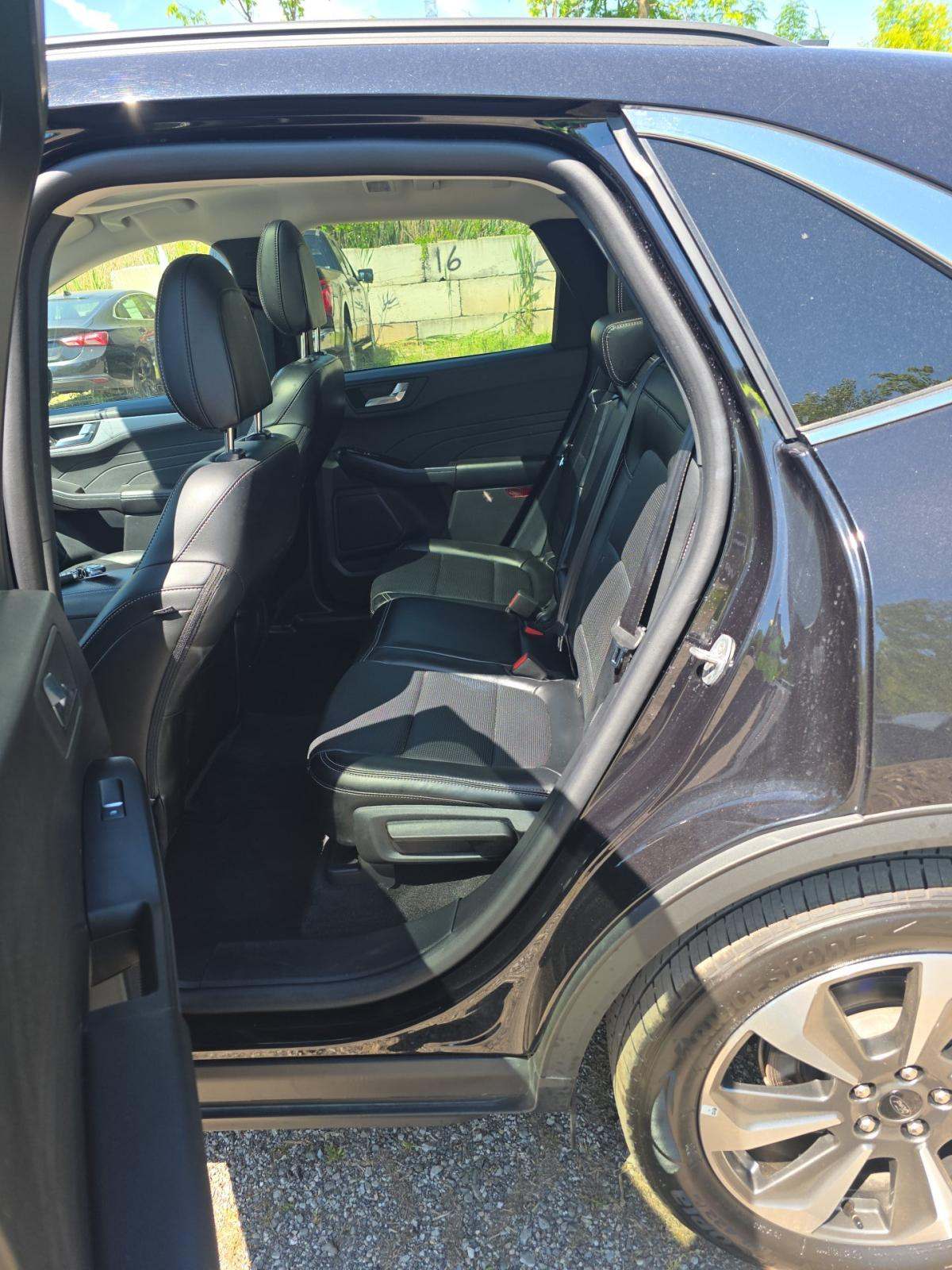 2025 Ford Escape Platinum AWD