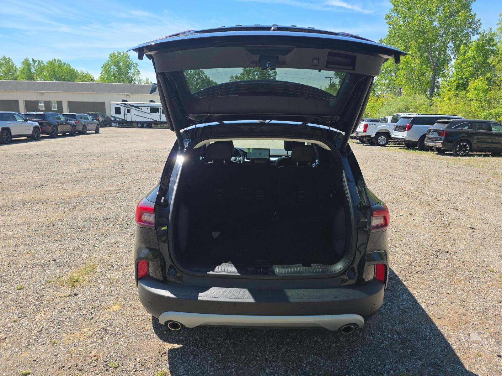 2025 Ford Escape Platinum AWD