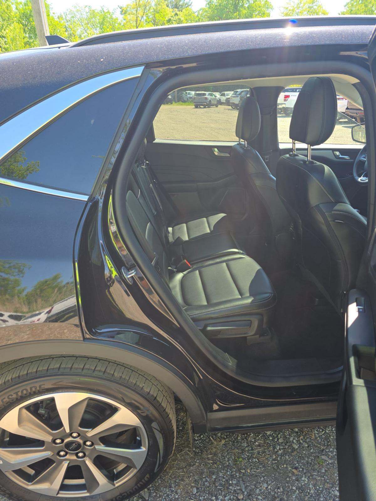 2025 Ford Escape Platinum AWD