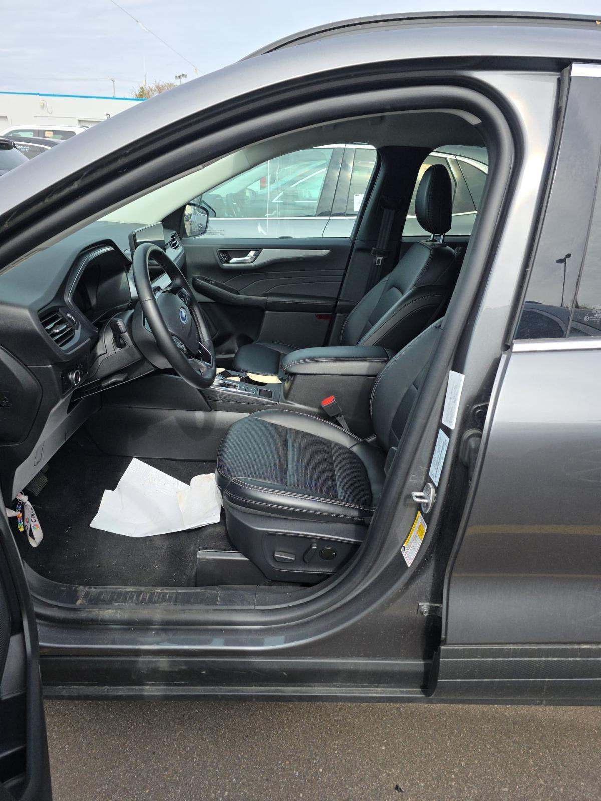 2025 Ford Escape Platinum AWD