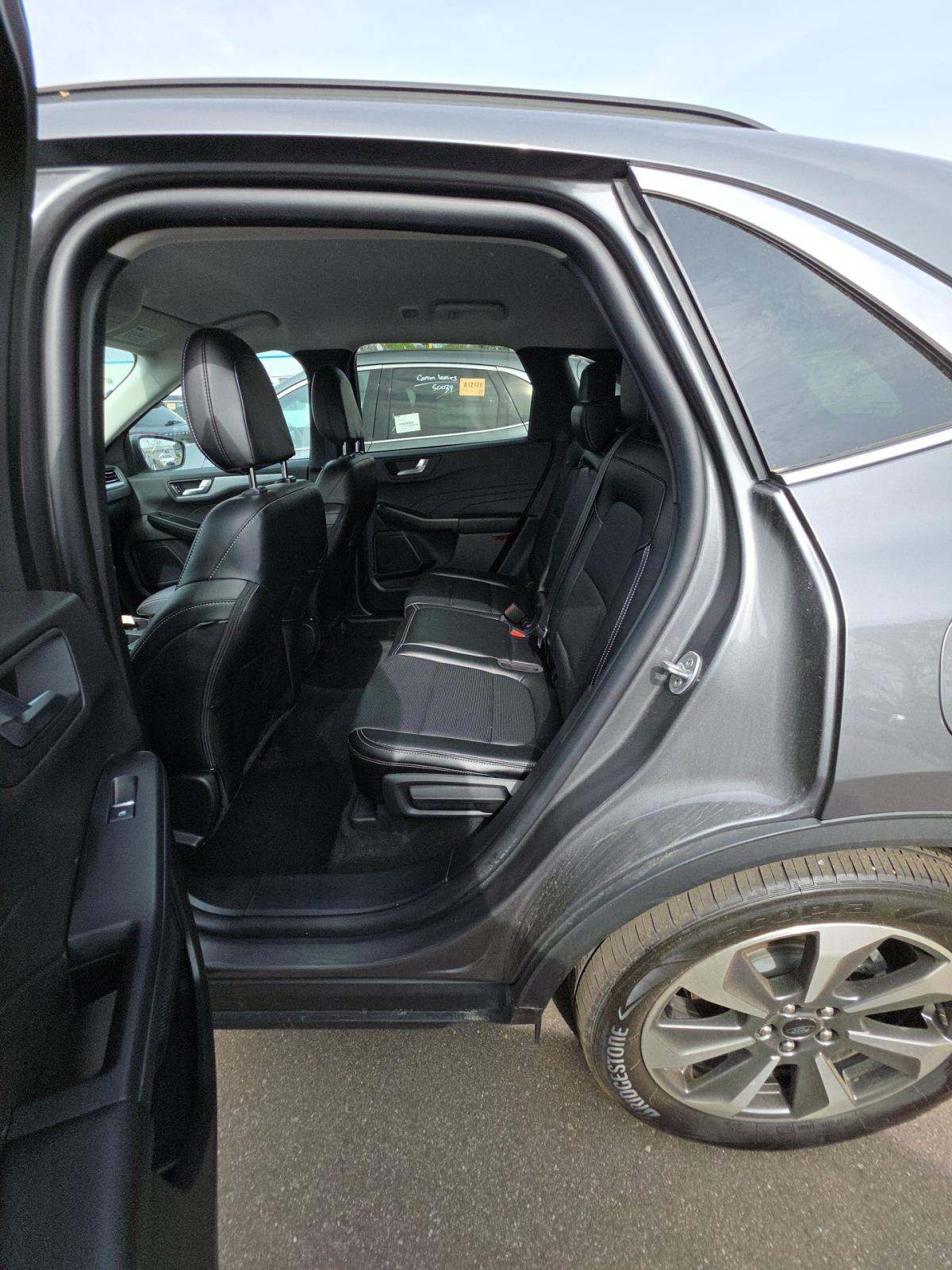 2025 Ford Escape Platinum AWD