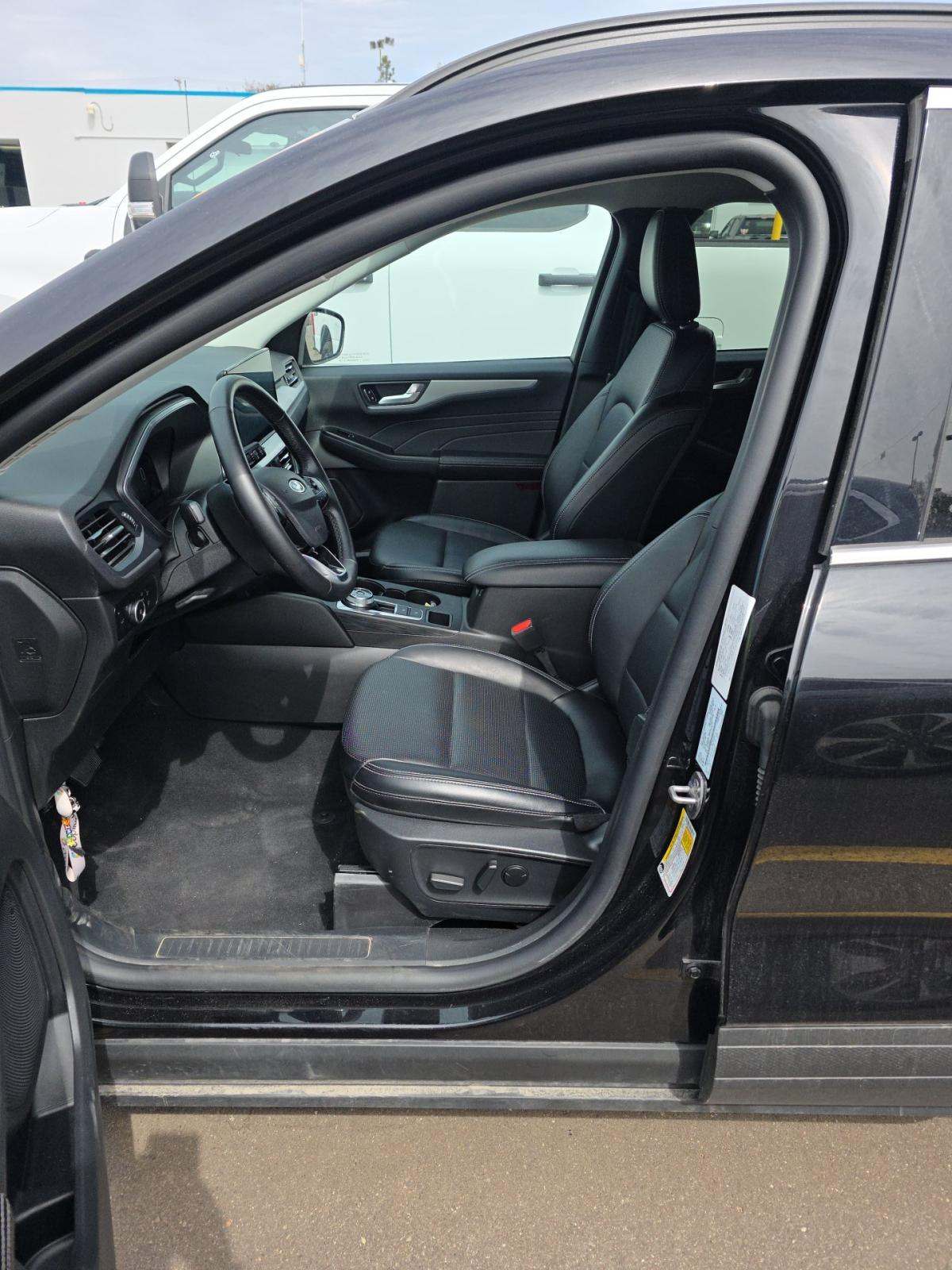 FORD ESCAPE - 6