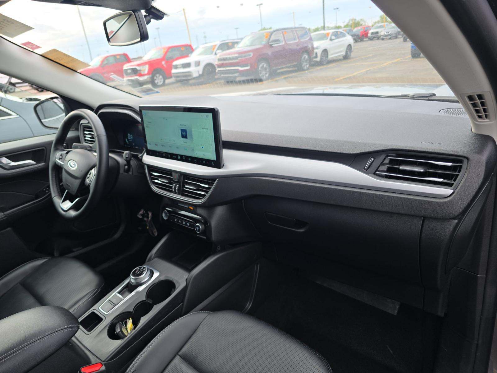 2025 Ford Escape Platinum AWD