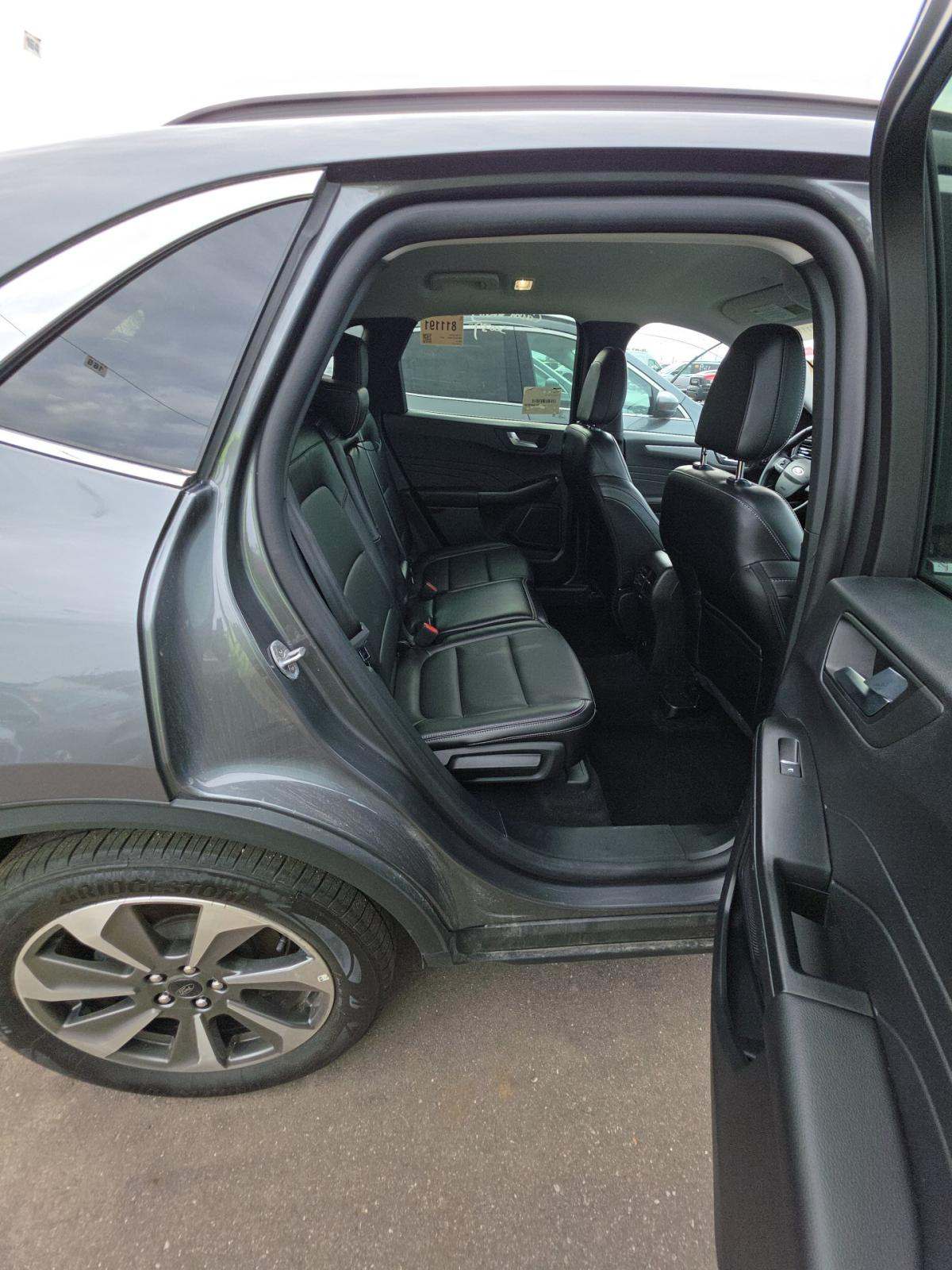 2025 Ford Escape Platinum AWD